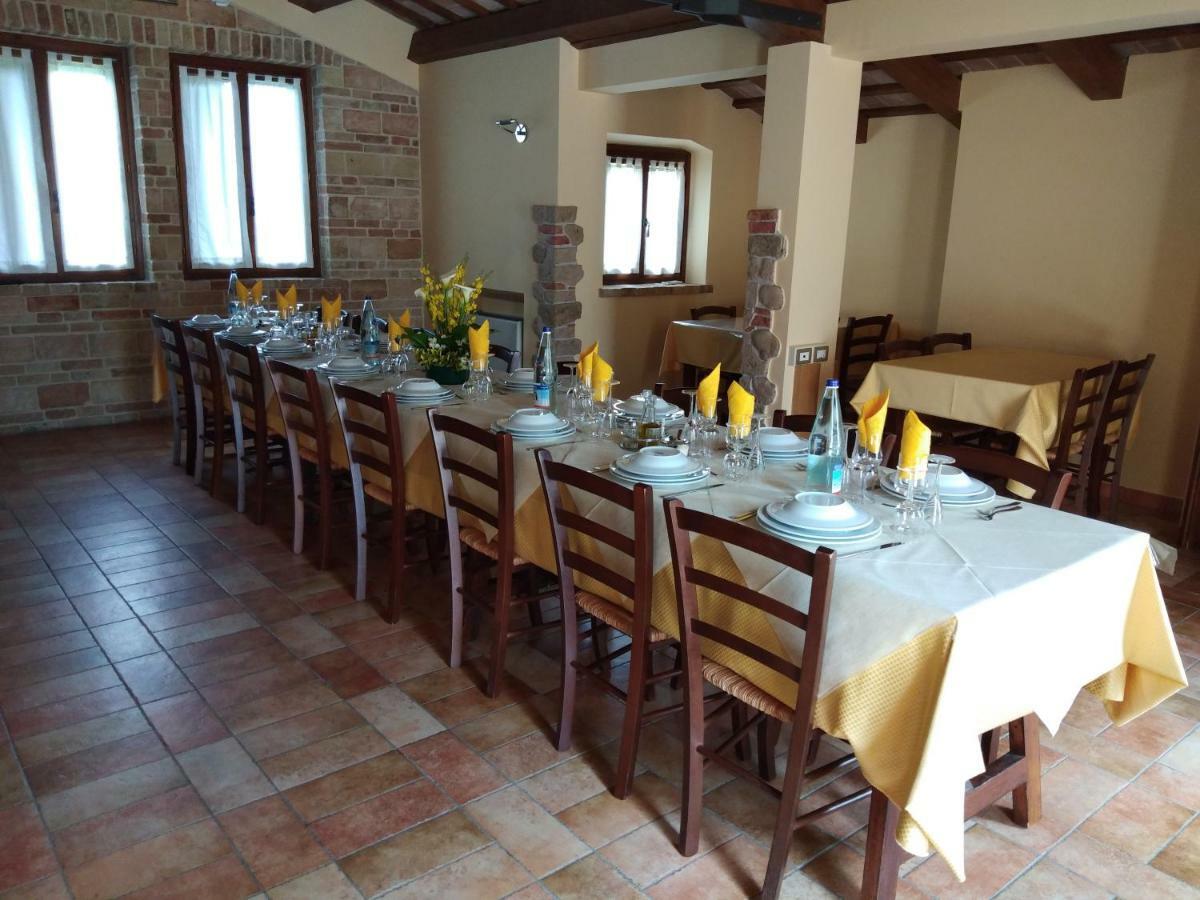 Agriturismo "Le Piagge" Castelplanio Buitenkant foto